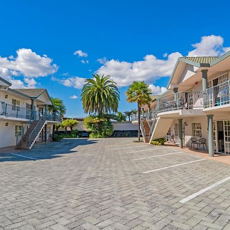 Silver Fern Rotorua Suites & Spa Luaran gambar The Palms Motel